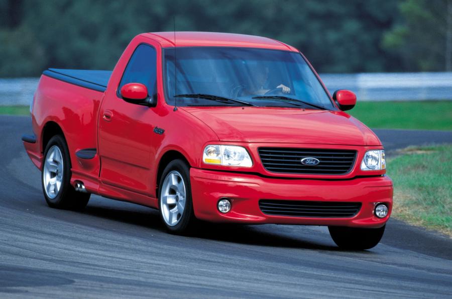  Ford F-150 SVT Lightning 2001 года  (фото 30 из 33)